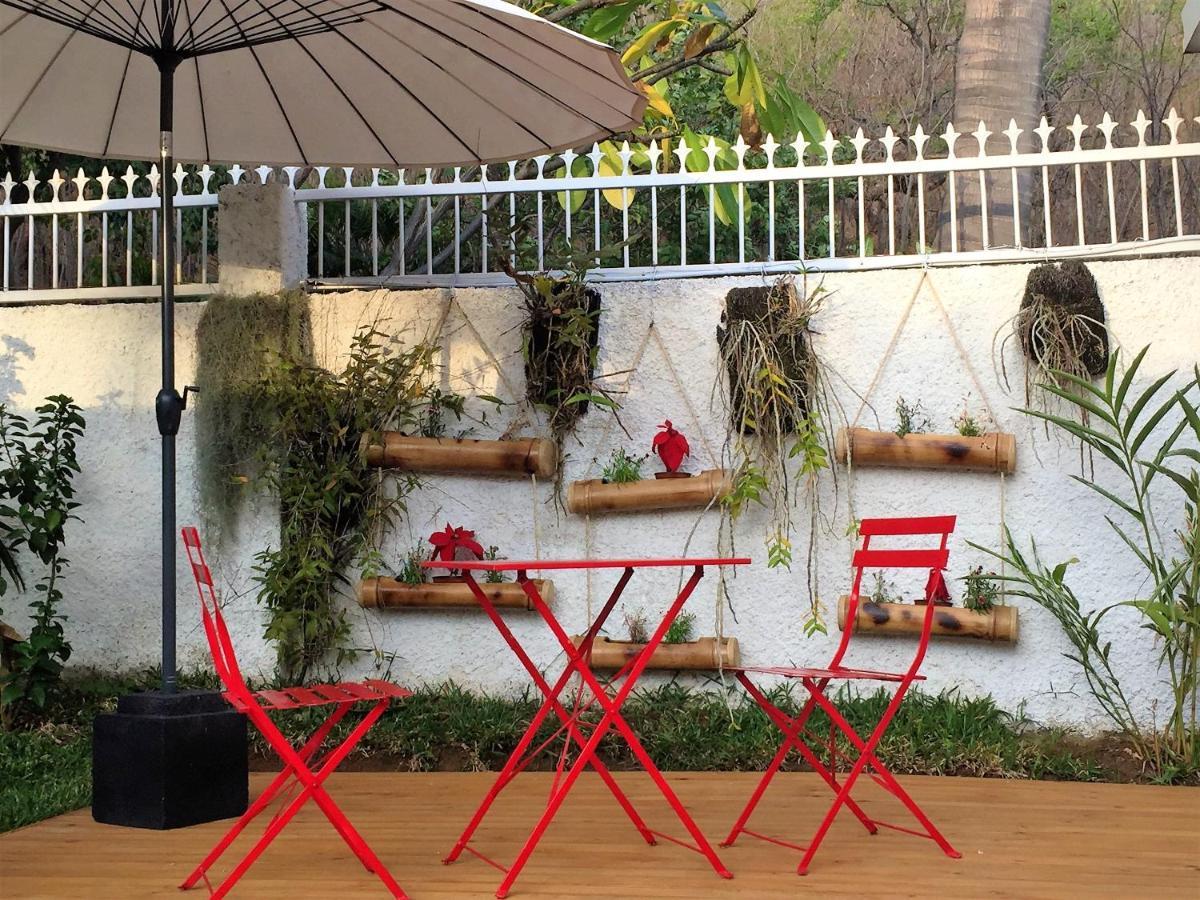 Studio Charmant Au Coeur De Boucan Canot 30 M² Avec Jardin Prive Saint-Paul 외부 사진