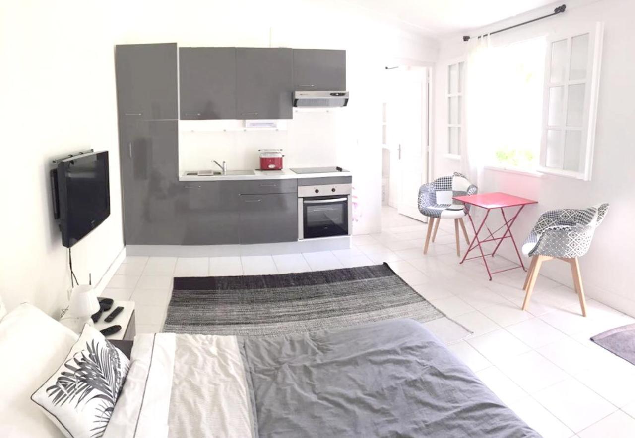 Studio Charmant Au Coeur De Boucan Canot 30 M² Avec Jardin Prive Saint-Paul 외부 사진