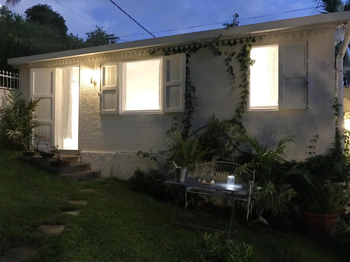 Studio Charmant Au Coeur De Boucan Canot 30 M² Avec Jardin Prive Saint-Paul 외부 사진